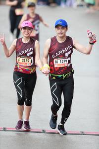 BIB: 3139, 1279
                            <button type="button" onclick="openModal(5560751)" class="btn btn-primary btn-sm float-right btn-popup" data-toggle="modal" data-target=".modal-high-quality">
                        <i class="fas fa-shopping-cart"></i> Add to Cart
                    </button>
                                            <button type="button" onclick="isThisMe(5560751, true)" class="btn btn-success btn-sm float-right btn-popup btn-isme hidden" data-toggle="tooltip" data-placement="bottom" title="นี่คือรูปของคุณใช่ไหม คลิกที่นี่เพื่อเอาเข้าอัลบั้ม">
                        <i class="fas fa-plus"></i> Add to album
                    </button>
                    <button type="button" onclick="isThisMe(5560751, false)" class="btn btn-warning btn-sm float-right btn-popup btn-isnotme hidden">
                        <i class="fas fa-ban"></i> Remove from album
                    </button>