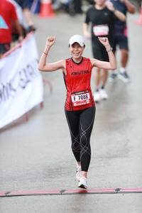 BIB: 7088
                            <button type="button" onclick="openModal(5560911)" class="btn btn-primary btn-sm float-right btn-popup" data-toggle="modal" data-target=".modal-high-quality">
                        <i class="fas fa-shopping-cart"></i> Add to Cart
                    </button>
                                            <button type="button" onclick="isThisMe(5560911, true)" class="btn btn-success btn-sm float-right btn-popup btn-isme hidden" data-toggle="tooltip" data-placement="bottom" title="นี่คือรูปของคุณใช่ไหม คลิกที่นี่เพื่อเอาเข้าอัลบั้ม">
                        <i class="fas fa-plus"></i> Add to album
                    </button>
                    <button type="button" onclick="isThisMe(5560911, false)" class="btn btn-warning btn-sm float-right btn-popup btn-isnotme hidden">
                        <i class="fas fa-ban"></i> Remove from album
                    </button>