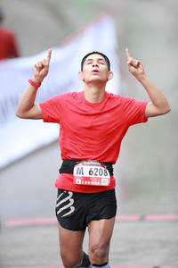 BIB: 6208
                            <button type="button" onclick="openModal(5553846)" class="btn btn-primary btn-sm float-right btn-popup" data-toggle="modal" data-target=".modal-high-quality">
                        <i class="fas fa-shopping-cart"></i> Add to Cart
                    </button>
                                            <button type="button" onclick="isThisMe(5553846, true)" class="btn btn-success btn-sm float-right btn-popup btn-isme hidden" data-toggle="tooltip" data-placement="bottom" title="นี่คือรูปของคุณใช่ไหม คลิกที่นี่เพื่อเอาเข้าอัลบั้ม">
                        <i class="fas fa-plus"></i> Add to album
                    </button>
                    <button type="button" onclick="isThisMe(5553846, false)" class="btn btn-warning btn-sm float-right btn-popup btn-isnotme hidden">
                        <i class="fas fa-ban"></i> Remove from album
                    </button>