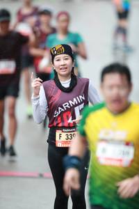 BIB: 330
                            <button type="button" onclick="openModal(5554047)" class="btn btn-primary btn-sm float-right btn-popup" data-toggle="modal" data-target=".modal-high-quality">
                        <i class="fas fa-shopping-cart"></i> Add to Cart
                    </button>
                                            <button type="button" onclick="isThisMe(5554047, true)" class="btn btn-success btn-sm float-right btn-popup btn-isme hidden" data-toggle="tooltip" data-placement="bottom" title="นี่คือรูปของคุณใช่ไหม คลิกที่นี่เพื่อเอาเข้าอัลบั้ม">
                        <i class="fas fa-plus"></i> Add to album
                    </button>
                    <button type="button" onclick="isThisMe(5554047, false)" class="btn btn-warning btn-sm float-right btn-popup btn-isnotme hidden">
                        <i class="fas fa-ban"></i> Remove from album
                    </button>