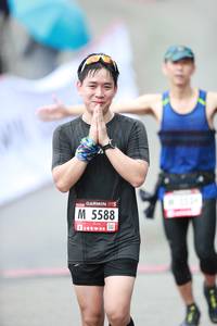 BIB: 5588
                            <button type="button" onclick="openModal(5558893)" class="btn btn-primary btn-sm float-right btn-popup" data-toggle="modal" data-target=".modal-high-quality">
                        <i class="fas fa-shopping-cart"></i> Add to Cart
                    </button>
                                            <button type="button" onclick="isThisMe(5558893, true)" class="btn btn-success btn-sm float-right btn-popup btn-isme hidden" data-toggle="tooltip" data-placement="bottom" title="นี่คือรูปของคุณใช่ไหม คลิกที่นี่เพื่อเอาเข้าอัลบั้ม">
                        <i class="fas fa-plus"></i> Add to album
                    </button>
                    <button type="button" onclick="isThisMe(5558893, false)" class="btn btn-warning btn-sm float-right btn-popup btn-isnotme hidden">
                        <i class="fas fa-ban"></i> Remove from album
                    </button>