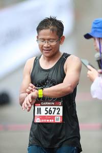 BIB: 5672
                            <button type="button" onclick="openModal(5535777)" class="btn btn-primary btn-sm float-right btn-popup" data-toggle="modal" data-target=".modal-high-quality">
                        <i class="fas fa-shopping-cart"></i> Add to Cart
                    </button>
                                            <button type="button" onclick="isThisMe(5535777, true)" class="btn btn-success btn-sm float-right btn-popup btn-isme hidden" data-toggle="tooltip" data-placement="bottom" title="นี่คือรูปของคุณใช่ไหม คลิกที่นี่เพื่อเอาเข้าอัลบั้ม">
                        <i class="fas fa-plus"></i> Add to album
                    </button>
                    <button type="button" onclick="isThisMe(5535777, false)" class="btn btn-warning btn-sm float-right btn-popup btn-isnotme hidden">
                        <i class="fas fa-ban"></i> Remove from album
                    </button>