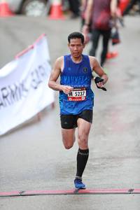 BIB: 5237
                            <button type="button" onclick="openModal(5559583)" class="btn btn-primary btn-sm float-right btn-popup" data-toggle="modal" data-target=".modal-high-quality">
                        <i class="fas fa-shopping-cart"></i> Add to Cart
                    </button>
                                            <button type="button" onclick="isThisMe(5559583, true)" class="btn btn-success btn-sm float-right btn-popup btn-isme hidden" data-toggle="tooltip" data-placement="bottom" title="นี่คือรูปของคุณใช่ไหม คลิกที่นี่เพื่อเอาเข้าอัลบั้ม">
                        <i class="fas fa-plus"></i> Add to album
                    </button>
                    <button type="button" onclick="isThisMe(5559583, false)" class="btn btn-warning btn-sm float-right btn-popup btn-isnotme hidden">
                        <i class="fas fa-ban"></i> Remove from album
                    </button>