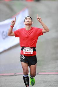 BIB: 6208
                            <button type="button" onclick="openModal(5553845)" class="btn btn-primary btn-sm float-right btn-popup" data-toggle="modal" data-target=".modal-high-quality">
                        <i class="fas fa-shopping-cart"></i> Add to Cart
                    </button>
                                            <button type="button" onclick="isThisMe(5553845, true)" class="btn btn-success btn-sm float-right btn-popup btn-isme hidden" data-toggle="tooltip" data-placement="bottom" title="นี่คือรูปของคุณใช่ไหม คลิกที่นี่เพื่อเอาเข้าอัลบั้ม">
                        <i class="fas fa-plus"></i> Add to album
                    </button>
                    <button type="button" onclick="isThisMe(5553845, false)" class="btn btn-warning btn-sm float-right btn-popup btn-isnotme hidden">
                        <i class="fas fa-ban"></i> Remove from album
                    </button>