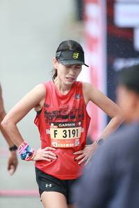 BIB: 3191
                            <button type="button" onclick="openModal(5535110)" class="btn btn-primary btn-sm float-right btn-popup" data-toggle="modal" data-target=".modal-high-quality">
                        <i class="fas fa-shopping-cart"></i> Add to Cart
                    </button>
                                            <button type="button" onclick="isThisMe(5535110, true)" class="btn btn-success btn-sm float-right btn-popup btn-isme hidden" data-toggle="tooltip" data-placement="bottom" title="นี่คือรูปของคุณใช่ไหม คลิกที่นี่เพื่อเอาเข้าอัลบั้ม">
                        <i class="fas fa-plus"></i> Add to album
                    </button>
                    <button type="button" onclick="isThisMe(5535110, false)" class="btn btn-warning btn-sm float-right btn-popup btn-isnotme hidden">
                        <i class="fas fa-ban"></i> Remove from album
                    </button>