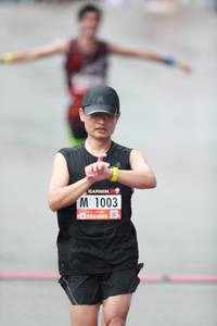 BIB: 1003
                            <button type="button" onclick="openModal(5536224)" class="btn btn-primary btn-sm float-right btn-popup" data-toggle="modal" data-target=".modal-high-quality">
                        <i class="fas fa-shopping-cart"></i> Add to Cart
                    </button>
                                            <button type="button" onclick="isThisMe(5536224, true)" class="btn btn-success btn-sm float-right btn-popup btn-isme hidden" data-toggle="tooltip" data-placement="bottom" title="นี่คือรูปของคุณใช่ไหม คลิกที่นี่เพื่อเอาเข้าอัลบั้ม">
                        <i class="fas fa-plus"></i> Add to album
                    </button>
                    <button type="button" onclick="isThisMe(5536224, false)" class="btn btn-warning btn-sm float-right btn-popup btn-isnotme hidden">
                        <i class="fas fa-ban"></i> Remove from album
                    </button>