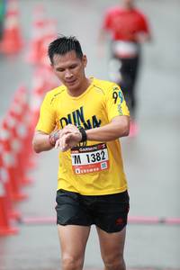 BIB: 1382
                            <button type="button" onclick="openModal(5541526)" class="btn btn-primary btn-sm float-right btn-popup" data-toggle="modal" data-target=".modal-high-quality">
                        <i class="fas fa-shopping-cart"></i> Add to Cart
                    </button>
                                            <button type="button" onclick="isThisMe(5541526, true)" class="btn btn-success btn-sm float-right btn-popup btn-isme hidden" data-toggle="tooltip" data-placement="bottom" title="นี่คือรูปของคุณใช่ไหม คลิกที่นี่เพื่อเอาเข้าอัลบั้ม">
                        <i class="fas fa-plus"></i> Add to album
                    </button>
                    <button type="button" onclick="isThisMe(5541526, false)" class="btn btn-warning btn-sm float-right btn-popup btn-isnotme hidden">
                        <i class="fas fa-ban"></i> Remove from album
                    </button>