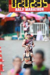 BIB: 3025
                            <button type="button" onclick="openModal(5534902)" class="btn btn-primary btn-sm float-right btn-popup" data-toggle="modal" data-target=".modal-high-quality">
                        <i class="fas fa-shopping-cart"></i> Add to Cart
                    </button>
                                            <button type="button" onclick="isThisMe(5534902, true)" class="btn btn-success btn-sm float-right btn-popup btn-isme hidden" data-toggle="tooltip" data-placement="bottom" title="นี่คือรูปของคุณใช่ไหม คลิกที่นี่เพื่อเอาเข้าอัลบั้ม">
                        <i class="fas fa-plus"></i> Add to album
                    </button>
                    <button type="button" onclick="isThisMe(5534902, false)" class="btn btn-warning btn-sm float-right btn-popup btn-isnotme hidden">
                        <i class="fas fa-ban"></i> Remove from album
                    </button>