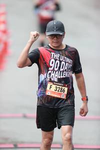 BIB: 3286
                            <button type="button" onclick="openModal(5539317)" class="btn btn-primary btn-sm float-right btn-popup" data-toggle="modal" data-target=".modal-high-quality">
                        <i class="fas fa-shopping-cart"></i> Add to Cart
                    </button>
                                            <button type="button" onclick="isThisMe(5539317, true)" class="btn btn-success btn-sm float-right btn-popup btn-isme hidden" data-toggle="tooltip" data-placement="bottom" title="นี่คือรูปของคุณใช่ไหม คลิกที่นี่เพื่อเอาเข้าอัลบั้ม">
                        <i class="fas fa-plus"></i> Add to album
                    </button>
                    <button type="button" onclick="isThisMe(5539317, false)" class="btn btn-warning btn-sm float-right btn-popup btn-isnotme hidden">
                        <i class="fas fa-ban"></i> Remove from album
                    </button>