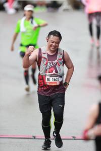 BIB: 1632
                            <button type="button" onclick="openModal(5554160)" class="btn btn-primary btn-sm float-right btn-popup" data-toggle="modal" data-target=".modal-high-quality">
                        <i class="fas fa-shopping-cart"></i> Add to Cart
                    </button>
                                            <button type="button" onclick="isThisMe(5554160, true)" class="btn btn-success btn-sm float-right btn-popup btn-isme hidden" data-toggle="tooltip" data-placement="bottom" title="นี่คือรูปของคุณใช่ไหม คลิกที่นี่เพื่อเอาเข้าอัลบั้ม">
                        <i class="fas fa-plus"></i> Add to album
                    </button>
                    <button type="button" onclick="isThisMe(5554160, false)" class="btn btn-warning btn-sm float-right btn-popup btn-isnotme hidden">
                        <i class="fas fa-ban"></i> Remove from album
                    </button>