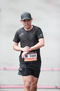 BIB: 1444
                            <button type="button" onclick="openModal(5536279)" class="btn btn-primary btn-sm float-right btn-popup" data-toggle="modal" data-target=".modal-high-quality">
                        <i class="fas fa-shopping-cart"></i> Add to Cart
                    </button>
                                            <button type="button" onclick="isThisMe(5536279, true)" class="btn btn-success btn-sm float-right btn-popup btn-isme hidden" data-toggle="tooltip" data-placement="bottom" title="นี่คือรูปของคุณใช่ไหม คลิกที่นี่เพื่อเอาเข้าอัลบั้ม">
                        <i class="fas fa-plus"></i> Add to album
                    </button>
                    <button type="button" onclick="isThisMe(5536279, false)" class="btn btn-warning btn-sm float-right btn-popup btn-isnotme hidden">
                        <i class="fas fa-ban"></i> Remove from album
                    </button>