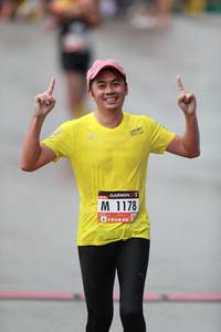 BIB: 1178
                            <button type="button" onclick="openModal(5551751)" class="btn btn-primary btn-sm float-right btn-popup" data-toggle="modal" data-target=".modal-high-quality">
                        <i class="fas fa-shopping-cart"></i> Add to Cart
                    </button>
                                            <button type="button" onclick="isThisMe(5551751, true)" class="btn btn-success btn-sm float-right btn-popup btn-isme hidden" data-toggle="tooltip" data-placement="bottom" title="นี่คือรูปของคุณใช่ไหม คลิกที่นี่เพื่อเอาเข้าอัลบั้ม">
                        <i class="fas fa-plus"></i> Add to album
                    </button>
                    <button type="button" onclick="isThisMe(5551751, false)" class="btn btn-warning btn-sm float-right btn-popup btn-isnotme hidden">
                        <i class="fas fa-ban"></i> Remove from album
                    </button>