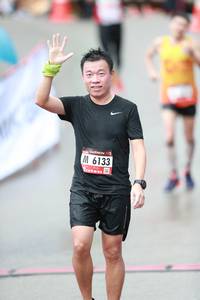 BIB: 6133
                            <button type="button" onclick="openModal(5559086)" class="btn btn-primary btn-sm float-right btn-popup" data-toggle="modal" data-target=".modal-high-quality">
                        <i class="fas fa-shopping-cart"></i> Add to Cart
                    </button>
                                            <button type="button" onclick="isThisMe(5559086, true)" class="btn btn-success btn-sm float-right btn-popup btn-isme hidden" data-toggle="tooltip" data-placement="bottom" title="นี่คือรูปของคุณใช่ไหม คลิกที่นี่เพื่อเอาเข้าอัลบั้ม">
                        <i class="fas fa-plus"></i> Add to album
                    </button>
                    <button type="button" onclick="isThisMe(5559086, false)" class="btn btn-warning btn-sm float-right btn-popup btn-isnotme hidden">
                        <i class="fas fa-ban"></i> Remove from album
                    </button>