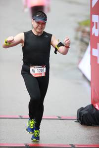 BIB: 1201
                            <button type="button" onclick="openModal(5554568)" class="btn btn-primary btn-sm float-right btn-popup" data-toggle="modal" data-target=".modal-high-quality">
                        <i class="fas fa-shopping-cart"></i> Add to Cart
                    </button>
                                            <button type="button" onclick="isThisMe(5554568, true)" class="btn btn-success btn-sm float-right btn-popup btn-isme hidden" data-toggle="tooltip" data-placement="bottom" title="นี่คือรูปของคุณใช่ไหม คลิกที่นี่เพื่อเอาเข้าอัลบั้ม">
                        <i class="fas fa-plus"></i> Add to album
                    </button>
                    <button type="button" onclick="isThisMe(5554568, false)" class="btn btn-warning btn-sm float-right btn-popup btn-isnotme hidden">
                        <i class="fas fa-ban"></i> Remove from album
                    </button>