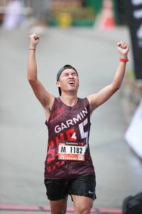 BIB: 1182
                            <button type="button" onclick="openModal(5535001)" class="btn btn-primary btn-sm float-right btn-popup" data-toggle="modal" data-target=".modal-high-quality">
                        <i class="fas fa-shopping-cart"></i> Add to Cart
                    </button>
                                            <button type="button" onclick="isThisMe(5535001, true)" class="btn btn-success btn-sm float-right btn-popup btn-isme hidden" data-toggle="tooltip" data-placement="bottom" title="นี่คือรูปของคุณใช่ไหม คลิกที่นี่เพื่อเอาเข้าอัลบั้ม">
                        <i class="fas fa-plus"></i> Add to album
                    </button>
                    <button type="button" onclick="isThisMe(5535001, false)" class="btn btn-warning btn-sm float-right btn-popup btn-isnotme hidden">
                        <i class="fas fa-ban"></i> Remove from album
                    </button>