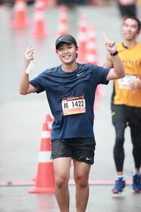 BIB: 1422
                            <button type="button" onclick="openModal(5537120)" class="btn btn-primary btn-sm float-right btn-popup" data-toggle="modal" data-target=".modal-high-quality">
                        <i class="fas fa-shopping-cart"></i> Add to Cart
                    </button>
                                            <button type="button" onclick="isThisMe(5537120, true)" class="btn btn-success btn-sm float-right btn-popup btn-isme hidden" data-toggle="tooltip" data-placement="bottom" title="นี่คือรูปของคุณใช่ไหม คลิกที่นี่เพื่อเอาเข้าอัลบั้ม">
                        <i class="fas fa-plus"></i> Add to album
                    </button>
                    <button type="button" onclick="isThisMe(5537120, false)" class="btn btn-warning btn-sm float-right btn-popup btn-isnotme hidden">
                        <i class="fas fa-ban"></i> Remove from album
                    </button>