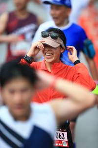 BIB: 063
                            <button type="button" onclick="openModal(5546137)" class="btn btn-primary btn-sm float-right btn-popup" data-toggle="modal" data-target=".modal-high-quality">
                        <i class="fas fa-shopping-cart"></i> Add to Cart
                    </button>
                                            <button type="button" onclick="isThisMe(5546137, true)" class="btn btn-success btn-sm float-right btn-popup btn-isme hidden" data-toggle="tooltip" data-placement="bottom" title="นี่คือรูปของคุณใช่ไหม คลิกที่นี่เพื่อเอาเข้าอัลบั้ม">
                        <i class="fas fa-plus"></i> Add to album
                    </button>
                    <button type="button" onclick="isThisMe(5546137, false)" class="btn btn-warning btn-sm float-right btn-popup btn-isnotme hidden">
                        <i class="fas fa-ban"></i> Remove from album
                    </button>