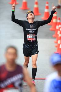 BIB: 5462
                            <button type="button" onclick="openModal(5546188)" class="btn btn-primary btn-sm float-right btn-popup" data-toggle="modal" data-target=".modal-high-quality">
                        <i class="fas fa-shopping-cart"></i> Add to Cart
                    </button>
                                            <button type="button" onclick="isThisMe(5546188, true)" class="btn btn-success btn-sm float-right btn-popup btn-isme hidden" data-toggle="tooltip" data-placement="bottom" title="นี่คือรูปของคุณใช่ไหม คลิกที่นี่เพื่อเอาเข้าอัลบั้ม">
                        <i class="fas fa-plus"></i> Add to album
                    </button>
                    <button type="button" onclick="isThisMe(5546188, false)" class="btn btn-warning btn-sm float-right btn-popup btn-isnotme hidden">
                        <i class="fas fa-ban"></i> Remove from album
                    </button>