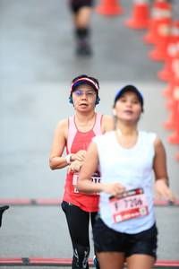 BIB: 720
                            <button type="button" onclick="openModal(5543350)" class="btn btn-primary btn-sm float-right btn-popup" data-toggle="modal" data-target=".modal-high-quality">
                        <i class="fas fa-shopping-cart"></i> Add to Cart
                    </button>
                                            <button type="button" onclick="isThisMe(5543350, true)" class="btn btn-success btn-sm float-right btn-popup btn-isme hidden" data-toggle="tooltip" data-placement="bottom" title="นี่คือรูปของคุณใช่ไหม คลิกที่นี่เพื่อเอาเข้าอัลบั้ม">
                        <i class="fas fa-plus"></i> Add to album
                    </button>
                    <button type="button" onclick="isThisMe(5543350, false)" class="btn btn-warning btn-sm float-right btn-popup btn-isnotme hidden">
                        <i class="fas fa-ban"></i> Remove from album
                    </button>