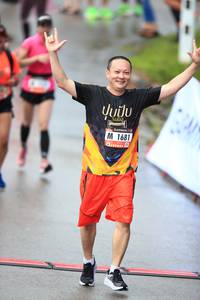 BIB: 1681
                            <button type="button" onclick="openModal(5531640)" class="btn btn-primary btn-sm float-right btn-popup" data-toggle="modal" data-target=".modal-high-quality">
                        <i class="fas fa-shopping-cart"></i> Add to Cart
                    </button>
                                            <button type="button" onclick="isThisMe(5531640, true)" class="btn btn-success btn-sm float-right btn-popup btn-isme hidden" data-toggle="tooltip" data-placement="bottom" title="นี่คือรูปของคุณใช่ไหม คลิกที่นี่เพื่อเอาเข้าอัลบั้ม">
                        <i class="fas fa-plus"></i> Add to album
                    </button>
                    <button type="button" onclick="isThisMe(5531640, false)" class="btn btn-warning btn-sm float-right btn-popup btn-isnotme hidden">
                        <i class="fas fa-ban"></i> Remove from album
                    </button>