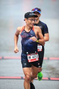 BIB: 6213
                            <button type="button" onclick="openModal(5530761)" class="btn btn-primary btn-sm float-right btn-popup" data-toggle="modal" data-target=".modal-high-quality">
                        <i class="fas fa-shopping-cart"></i> Add to Cart
                    </button>
                                            <button type="button" onclick="isThisMe(5530761, true)" class="btn btn-success btn-sm float-right btn-popup btn-isme hidden" data-toggle="tooltip" data-placement="bottom" title="นี่คือรูปของคุณใช่ไหม คลิกที่นี่เพื่อเอาเข้าอัลบั้ม">
                        <i class="fas fa-plus"></i> Add to album
                    </button>
                    <button type="button" onclick="isThisMe(5530761, false)" class="btn btn-warning btn-sm float-right btn-popup btn-isnotme hidden">
                        <i class="fas fa-ban"></i> Remove from album
                    </button>