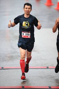 BIB: 5086
                            <button type="button" onclick="openModal(5533107)" class="btn btn-primary btn-sm float-right btn-popup" data-toggle="modal" data-target=".modal-high-quality">
                        <i class="fas fa-shopping-cart"></i> Add to Cart
                    </button>
                                            <button type="button" onclick="isThisMe(5533107, true)" class="btn btn-success btn-sm float-right btn-popup btn-isme hidden" data-toggle="tooltip" data-placement="bottom" title="นี่คือรูปของคุณใช่ไหม คลิกที่นี่เพื่อเอาเข้าอัลบั้ม">
                        <i class="fas fa-plus"></i> Add to album
                    </button>
                    <button type="button" onclick="isThisMe(5533107, false)" class="btn btn-warning btn-sm float-right btn-popup btn-isnotme hidden">
                        <i class="fas fa-ban"></i> Remove from album
                    </button>