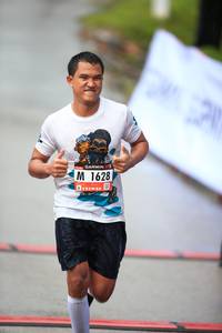 BIB: 1628
                            <button type="button" onclick="openModal(5532154)" class="btn btn-primary btn-sm float-right btn-popup" data-toggle="modal" data-target=".modal-high-quality">
                        <i class="fas fa-shopping-cart"></i> Add to Cart
                    </button>
                                            <button type="button" onclick="isThisMe(5532154, true)" class="btn btn-success btn-sm float-right btn-popup btn-isme hidden" data-toggle="tooltip" data-placement="bottom" title="นี่คือรูปของคุณใช่ไหม คลิกที่นี่เพื่อเอาเข้าอัลบั้ม">
                        <i class="fas fa-plus"></i> Add to album
                    </button>
                    <button type="button" onclick="isThisMe(5532154, false)" class="btn btn-warning btn-sm float-right btn-popup btn-isnotme hidden">
                        <i class="fas fa-ban"></i> Remove from album
                    </button>