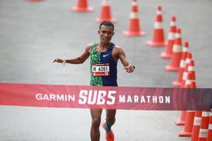 BIB: 6201
                            <button type="button" onclick="openModal(5528130)" class="btn btn-primary btn-sm float-right btn-popup" data-toggle="modal" data-target=".modal-high-quality">
                        <i class="fas fa-shopping-cart"></i> Add to Cart
                    </button>
                                            <button type="button" onclick="isThisMe(5528130, true)" class="btn btn-success btn-sm float-right btn-popup btn-isme hidden" data-toggle="tooltip" data-placement="bottom" title="นี่คือรูปของคุณใช่ไหม คลิกที่นี่เพื่อเอาเข้าอัลบั้ม">
                        <i class="fas fa-plus"></i> Add to album
                    </button>
                    <button type="button" onclick="isThisMe(5528130, false)" class="btn btn-warning btn-sm float-right btn-popup btn-isnotme hidden">
                        <i class="fas fa-ban"></i> Remove from album
                    </button>