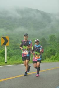 BIB: 1640, 3392
                            <button type="button" onclick="openModal(5774454)" class="btn btn-primary btn-sm float-right btn-popup" data-toggle="modal" data-target=".modal-high-quality">
                        <i class="fas fa-shopping-cart"></i> Add to Cart
                    </button>
                                            <button type="button" onclick="isThisMe(5774454, true)" class="btn btn-success btn-sm float-right btn-popup btn-isme hidden" data-toggle="tooltip" data-placement="bottom" title="นี่คือรูปของคุณใช่ไหม คลิกที่นี่เพื่อเอาเข้าอัลบั้ม">
                        <i class="fas fa-plus"></i> Add to album
                    </button>
                    <button type="button" onclick="isThisMe(5774454, false)" class="btn btn-warning btn-sm float-right btn-popup btn-isnotme hidden">
                        <i class="fas fa-ban"></i> Remove from album
                    </button>