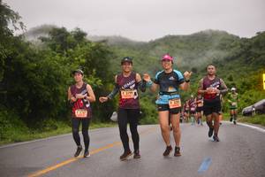 BIB: 3199, 307, 320
                            <button type="button" onclick="openModal(5616893)" class="btn btn-primary btn-sm float-right btn-popup" data-toggle="modal" data-target=".modal-high-quality">
                        <i class="fas fa-shopping-cart"></i> Add to Cart
                    </button>
                                            <button type="button" onclick="isThisMe(5616893, true)" class="btn btn-success btn-sm float-right btn-popup btn-isme hidden" data-toggle="tooltip" data-placement="bottom" title="นี่คือรูปของคุณใช่ไหม คลิกที่นี่เพื่อเอาเข้าอัลบั้ม">
                        <i class="fas fa-plus"></i> Add to album
                    </button>
                    <button type="button" onclick="isThisMe(5616893, false)" class="btn btn-warning btn-sm float-right btn-popup btn-isnotme hidden">
                        <i class="fas fa-ban"></i> Remove from album
                    </button>