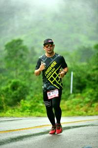 BIB: 5933, 42195
                            <button type="button" onclick="openModal(5780906)" class="btn btn-primary btn-sm float-right btn-popup" data-toggle="modal" data-target=".modal-high-quality">
                        <i class="fas fa-shopping-cart"></i> Add to Cart
                    </button>
                                            <button type="button" onclick="isThisMe(5780906, true)" class="btn btn-success btn-sm float-right btn-popup btn-isme hidden" data-toggle="tooltip" data-placement="bottom" title="นี่คือรูปของคุณใช่ไหม คลิกที่นี่เพื่อเอาเข้าอัลบั้ม">
                        <i class="fas fa-plus"></i> Add to album
                    </button>
                    <button type="button" onclick="isThisMe(5780906, false)" class="btn btn-warning btn-sm float-right btn-popup btn-isnotme hidden">
                        <i class="fas fa-ban"></i> Remove from album
                    </button>