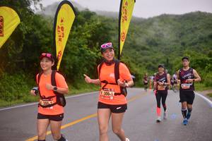 BIB: 300, 411
                            <button type="button" onclick="openModal(5617069)" class="btn btn-primary btn-sm float-right btn-popup" data-toggle="modal" data-target=".modal-high-quality">
                        <i class="fas fa-shopping-cart"></i> Add to Cart
                    </button>
                                            <button type="button" onclick="isThisMe(5617069, true)" class="btn btn-success btn-sm float-right btn-popup btn-isme hidden" data-toggle="tooltip" data-placement="bottom" title="นี่คือรูปของคุณใช่ไหม คลิกที่นี่เพื่อเอาเข้าอัลบั้ม">
                        <i class="fas fa-plus"></i> Add to album
                    </button>
                    <button type="button" onclick="isThisMe(5617069, false)" class="btn btn-warning btn-sm float-right btn-popup btn-isnotme hidden">
                        <i class="fas fa-ban"></i> Remove from album
                    </button>