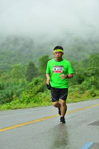 BIB: 6100, 
                            <button type="button" onclick="openModal(5709551)" class="btn btn-primary btn-sm float-right btn-popup" data-toggle="modal" data-target=".modal-high-quality">
                        <i class="fas fa-shopping-cart"></i> Add to Cart
                    </button>
                                            <button type="button" onclick="isThisMe(5709551, true)" class="btn btn-success btn-sm float-right btn-popup btn-isme hidden" data-toggle="tooltip" data-placement="bottom" title="นี่คือรูปของคุณใช่ไหม คลิกที่นี่เพื่อเอาเข้าอัลบั้ม">
                        <i class="fas fa-plus"></i> Add to album
                    </button>
                    <button type="button" onclick="isThisMe(5709551, false)" class="btn btn-warning btn-sm float-right btn-popup btn-isnotme hidden">
                        <i class="fas fa-ban"></i> Remove from album
                    </button>