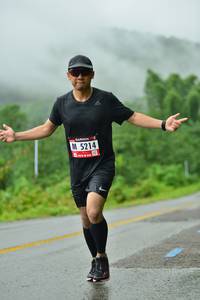 BIB: 5214
                            <button type="button" onclick="openModal(5702297)" class="btn btn-primary btn-sm float-right btn-popup" data-toggle="modal" data-target=".modal-high-quality">
                        <i class="fas fa-shopping-cart"></i> Add to Cart
                    </button>
                                            <button type="button" onclick="isThisMe(5702297, true)" class="btn btn-success btn-sm float-right btn-popup btn-isme hidden" data-toggle="tooltip" data-placement="bottom" title="นี่คือรูปของคุณใช่ไหม คลิกที่นี่เพื่อเอาเข้าอัลบั้ม">
                        <i class="fas fa-plus"></i> Add to album
                    </button>
                    <button type="button" onclick="isThisMe(5702297, false)" class="btn btn-warning btn-sm float-right btn-popup btn-isnotme hidden">
                        <i class="fas fa-ban"></i> Remove from album
                    </button>