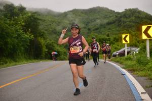 BIB: 3042
                            <button type="button" onclick="openModal(5667381)" class="btn btn-primary btn-sm float-right btn-popup" data-toggle="modal" data-target=".modal-high-quality">
                        <i class="fas fa-shopping-cart"></i> Add to Cart
                    </button>
                                            <button type="button" onclick="isThisMe(5667381, true)" class="btn btn-success btn-sm float-right btn-popup btn-isme hidden" data-toggle="tooltip" data-placement="bottom" title="นี่คือรูปของคุณใช่ไหม คลิกที่นี่เพื่อเอาเข้าอัลบั้ม">
                        <i class="fas fa-plus"></i> Add to album
                    </button>
                    <button type="button" onclick="isThisMe(5667381, false)" class="btn btn-warning btn-sm float-right btn-popup btn-isnotme hidden">
                        <i class="fas fa-ban"></i> Remove from album
                    </button>