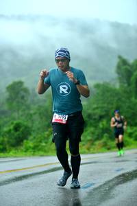 BIB: 3195
                            <button type="button" onclick="openModal(5780149)" class="btn btn-primary btn-sm float-right btn-popup" data-toggle="modal" data-target=".modal-high-quality">
                        <i class="fas fa-shopping-cart"></i> Add to Cart
                    </button>
                                            <button type="button" onclick="isThisMe(5780149, true)" class="btn btn-success btn-sm float-right btn-popup btn-isme hidden" data-toggle="tooltip" data-placement="bottom" title="นี่คือรูปของคุณใช่ไหม คลิกที่นี่เพื่อเอาเข้าอัลบั้ม">
                        <i class="fas fa-plus"></i> Add to album
                    </button>
                    <button type="button" onclick="isThisMe(5780149, false)" class="btn btn-warning btn-sm float-right btn-popup btn-isnotme hidden">
                        <i class="fas fa-ban"></i> Remove from album
                    </button>