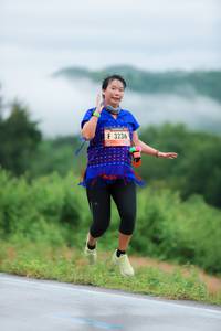 BIB: 3236
                            <button type="button" onclick="openModal(5556742)" class="btn btn-primary btn-sm float-right btn-popup" data-toggle="modal" data-target=".modal-high-quality">
                        <i class="fas fa-shopping-cart"></i> Add to Cart
                    </button>
                                            <button type="button" onclick="isThisMe(5556742, true)" class="btn btn-success btn-sm float-right btn-popup btn-isme hidden" data-toggle="tooltip" data-placement="bottom" title="นี่คือรูปของคุณใช่ไหม คลิกที่นี่เพื่อเอาเข้าอัลบั้ม">
                        <i class="fas fa-plus"></i> Add to album
                    </button>
                    <button type="button" onclick="isThisMe(5556742, false)" class="btn btn-warning btn-sm float-right btn-popup btn-isnotme hidden">
                        <i class="fas fa-ban"></i> Remove from album
                    </button>