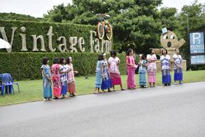 BIB: 802
                            <button type="button" onclick="openModal(5783404)" class="btn btn-primary btn-sm float-right btn-popup" data-toggle="modal" data-target=".modal-high-quality">
                        <i class="fas fa-shopping-cart"></i> Add to Cart
                    </button>
                                            <button type="button" onclick="isThisMe(5783404, true)" class="btn btn-success btn-sm float-right btn-popup btn-isme hidden" data-toggle="tooltip" data-placement="bottom" title="นี่คือรูปของคุณใช่ไหม คลิกที่นี่เพื่อเอาเข้าอัลบั้ม">
                        <i class="fas fa-plus"></i> Add to album
                    </button>
                    <button type="button" onclick="isThisMe(5783404, false)" class="btn btn-warning btn-sm float-right btn-popup btn-isnotme hidden">
                        <i class="fas fa-ban"></i> Remove from album
                    </button>