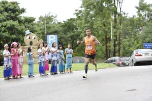 BIB: 1454
                            <button type="button" onclick="openModal(5783990)" class="btn btn-primary btn-sm float-right btn-popup" data-toggle="modal" data-target=".modal-high-quality">
                        <i class="fas fa-shopping-cart"></i> Add to Cart
                    </button>
                                            <button type="button" onclick="isThisMe(5783990, true)" class="btn btn-success btn-sm float-right btn-popup btn-isme hidden" data-toggle="tooltip" data-placement="bottom" title="นี่คือรูปของคุณใช่ไหม คลิกที่นี่เพื่อเอาเข้าอัลบั้ม">
                        <i class="fas fa-plus"></i> Add to album
                    </button>
                    <button type="button" onclick="isThisMe(5783990, false)" class="btn btn-warning btn-sm float-right btn-popup btn-isnotme hidden">
                        <i class="fas fa-ban"></i> Remove from album
                    </button>