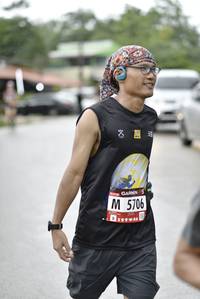 BIB: 5706
                            <button type="button" onclick="openModal(5805120)" class="btn btn-primary btn-sm float-right btn-popup" data-toggle="modal" data-target=".modal-high-quality">
                        <i class="fas fa-shopping-cart"></i> Add to Cart
                    </button>
                                            <button type="button" onclick="isThisMe(5805120, true)" class="btn btn-success btn-sm float-right btn-popup btn-isme hidden" data-toggle="tooltip" data-placement="bottom" title="นี่คือรูปของคุณใช่ไหม คลิกที่นี่เพื่อเอาเข้าอัลบั้ม">
                        <i class="fas fa-plus"></i> Add to album
                    </button>
                    <button type="button" onclick="isThisMe(5805120, false)" class="btn btn-warning btn-sm float-right btn-popup btn-isnotme hidden">
                        <i class="fas fa-ban"></i> Remove from album
                    </button>