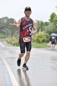 BIB: 1180
                            <button type="button" onclick="openModal(5784755)" class="btn btn-primary btn-sm float-right btn-popup" data-toggle="modal" data-target=".modal-high-quality">
                        <i class="fas fa-shopping-cart"></i> Add to Cart
                    </button>
                                            <button type="button" onclick="isThisMe(5784755, true)" class="btn btn-success btn-sm float-right btn-popup btn-isme hidden" data-toggle="tooltip" data-placement="bottom" title="นี่คือรูปของคุณใช่ไหม คลิกที่นี่เพื่อเอาเข้าอัลบั้ม">
                        <i class="fas fa-plus"></i> Add to album
                    </button>
                    <button type="button" onclick="isThisMe(5784755, false)" class="btn btn-warning btn-sm float-right btn-popup btn-isnotme hidden">
                        <i class="fas fa-ban"></i> Remove from album
                    </button>