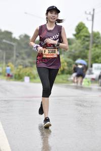 BIB: 3388
                            <button type="button" onclick="openModal(5785867)" class="btn btn-primary btn-sm float-right btn-popup" data-toggle="modal" data-target=".modal-high-quality">
                        <i class="fas fa-shopping-cart"></i> Add to Cart
                    </button>
                                            <button type="button" onclick="isThisMe(5785867, true)" class="btn btn-success btn-sm float-right btn-popup btn-isme hidden" data-toggle="tooltip" data-placement="bottom" title="นี่คือรูปของคุณใช่ไหม คลิกที่นี่เพื่อเอาเข้าอัลบั้ม">
                        <i class="fas fa-plus"></i> Add to album
                    </button>
                    <button type="button" onclick="isThisMe(5785867, false)" class="btn btn-warning btn-sm float-right btn-popup btn-isnotme hidden">
                        <i class="fas fa-ban"></i> Remove from album
                    </button>