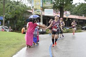 BIB: 128
                            <button type="button" onclick="openModal(5810627)" class="btn btn-primary btn-sm float-right btn-popup" data-toggle="modal" data-target=".modal-high-quality">
                        <i class="fas fa-shopping-cart"></i> Add to Cart
                    </button>
                                            <button type="button" onclick="isThisMe(5810627, true)" class="btn btn-success btn-sm float-right btn-popup btn-isme hidden" data-toggle="tooltip" data-placement="bottom" title="นี่คือรูปของคุณใช่ไหม คลิกที่นี่เพื่อเอาเข้าอัลบั้ม">
                        <i class="fas fa-plus"></i> Add to album
                    </button>
                    <button type="button" onclick="isThisMe(5810627, false)" class="btn btn-warning btn-sm float-right btn-popup btn-isnotme hidden">
                        <i class="fas fa-ban"></i> Remove from album
                    </button>