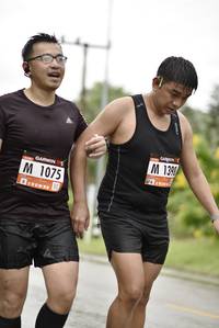 BIB: 1399, 1075
                            <button type="button" onclick="openModal(5802008)" class="btn btn-primary btn-sm float-right btn-popup" data-toggle="modal" data-target=".modal-high-quality">
                        <i class="fas fa-shopping-cart"></i> Add to Cart
                    </button>
                                            <button type="button" onclick="isThisMe(5802008, true)" class="btn btn-success btn-sm float-right btn-popup btn-isme hidden" data-toggle="tooltip" data-placement="bottom" title="นี่คือรูปของคุณใช่ไหม คลิกที่นี่เพื่อเอาเข้าอัลบั้ม">
                        <i class="fas fa-plus"></i> Add to album
                    </button>
                    <button type="button" onclick="isThisMe(5802008, false)" class="btn btn-warning btn-sm float-right btn-popup btn-isnotme hidden">
                        <i class="fas fa-ban"></i> Remove from album
                    </button>