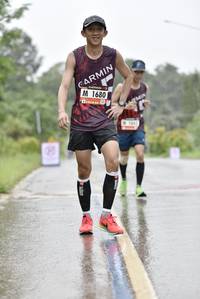 BIB: 1680, 1042
                            <button type="button" onclick="openModal(5787113)" class="btn btn-primary btn-sm float-right btn-popup" data-toggle="modal" data-target=".modal-high-quality">
                        <i class="fas fa-shopping-cart"></i> Add to Cart
                    </button>
                                            <button type="button" onclick="isThisMe(5787113, true)" class="btn btn-success btn-sm float-right btn-popup btn-isme hidden" data-toggle="tooltip" data-placement="bottom" title="นี่คือรูปของคุณใช่ไหม คลิกที่นี่เพื่อเอาเข้าอัลบั้ม">
                        <i class="fas fa-plus"></i> Add to album
                    </button>
                    <button type="button" onclick="isThisMe(5787113, false)" class="btn btn-warning btn-sm float-right btn-popup btn-isnotme hidden">
                        <i class="fas fa-ban"></i> Remove from album
                    </button>