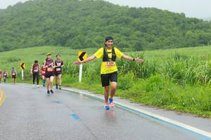 BIB: 3390
                            <button type="button" onclick="openModal(5735298)" class="btn btn-primary btn-sm float-right btn-popup" data-toggle="modal" data-target=".modal-high-quality">
                        <i class="fas fa-shopping-cart"></i> Add to Cart
                    </button>
                                            <button type="button" onclick="isThisMe(5735298, true)" class="btn btn-success btn-sm float-right btn-popup btn-isme hidden" data-toggle="tooltip" data-placement="bottom" title="นี่คือรูปของคุณใช่ไหม คลิกที่นี่เพื่อเอาเข้าอัลบั้ม">
                        <i class="fas fa-plus"></i> Add to album
                    </button>
                    <button type="button" onclick="isThisMe(5735298, false)" class="btn btn-warning btn-sm float-right btn-popup btn-isnotme hidden">
                        <i class="fas fa-ban"></i> Remove from album
                    </button>