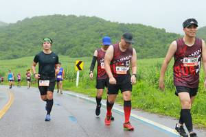 BIB: 1600, 1604
                            <button type="button" onclick="openModal(5735202)" class="btn btn-primary btn-sm float-right btn-popup" data-toggle="modal" data-target=".modal-high-quality">
                        <i class="fas fa-shopping-cart"></i> Add to Cart
                    </button>
                                            <button type="button" onclick="isThisMe(5735202, true)" class="btn btn-success btn-sm float-right btn-popup btn-isme hidden" data-toggle="tooltip" data-placement="bottom" title="นี่คือรูปของคุณใช่ไหม คลิกที่นี่เพื่อเอาเข้าอัลบั้ม">
                        <i class="fas fa-plus"></i> Add to album
                    </button>
                    <button type="button" onclick="isThisMe(5735202, false)" class="btn btn-warning btn-sm float-right btn-popup btn-isnotme hidden">
                        <i class="fas fa-ban"></i> Remove from album
                    </button>