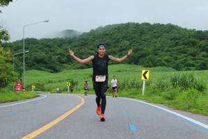 BIB: 1500
                            <button type="button" onclick="openModal(5578111)" class="btn btn-primary btn-sm float-right btn-popup" data-toggle="modal" data-target=".modal-high-quality">
                        <i class="fas fa-shopping-cart"></i> Add to Cart
                    </button>
                                            <button type="button" onclick="isThisMe(5578111, true)" class="btn btn-success btn-sm float-right btn-popup btn-isme hidden" data-toggle="tooltip" data-placement="bottom" title="นี่คือรูปของคุณใช่ไหม คลิกที่นี่เพื่อเอาเข้าอัลบั้ม">
                        <i class="fas fa-plus"></i> Add to album
                    </button>
                    <button type="button" onclick="isThisMe(5578111, false)" class="btn btn-warning btn-sm float-right btn-popup btn-isnotme hidden">
                        <i class="fas fa-ban"></i> Remove from album
                    </button>