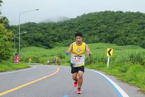 BIB: 1081
                            <button type="button" onclick="openModal(5590073)" class="btn btn-primary btn-sm float-right btn-popup" data-toggle="modal" data-target=".modal-high-quality">
                        <i class="fas fa-shopping-cart"></i> Add to Cart
                    </button>
                                            <button type="button" onclick="isThisMe(5590073, true)" class="btn btn-success btn-sm float-right btn-popup btn-isme hidden" data-toggle="tooltip" data-placement="bottom" title="นี่คือรูปของคุณใช่ไหม คลิกที่นี่เพื่อเอาเข้าอัลบั้ม">
                        <i class="fas fa-plus"></i> Add to album
                    </button>
                    <button type="button" onclick="isThisMe(5590073, false)" class="btn btn-warning btn-sm float-right btn-popup btn-isnotme hidden">
                        <i class="fas fa-ban"></i> Remove from album
                    </button>