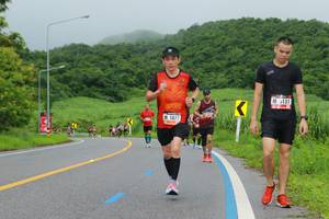 BIB: 131, 1077
                            <button type="button" onclick="openModal(5594899)" class="btn btn-primary btn-sm float-right btn-popup" data-toggle="modal" data-target=".modal-high-quality">
                        <i class="fas fa-shopping-cart"></i> Add to Cart
                    </button>
                                            <button type="button" onclick="isThisMe(5594899, true)" class="btn btn-success btn-sm float-right btn-popup btn-isme hidden" data-toggle="tooltip" data-placement="bottom" title="นี่คือรูปของคุณใช่ไหม คลิกที่นี่เพื่อเอาเข้าอัลบั้ม">
                        <i class="fas fa-plus"></i> Add to album
                    </button>
                    <button type="button" onclick="isThisMe(5594899, false)" class="btn btn-warning btn-sm float-right btn-popup btn-isnotme hidden">
                        <i class="fas fa-ban"></i> Remove from album
                    </button>